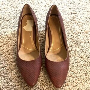 Vionic Snakeskin Leather Pumps Heels Burgundy Red Maroon Purple Size 9.5